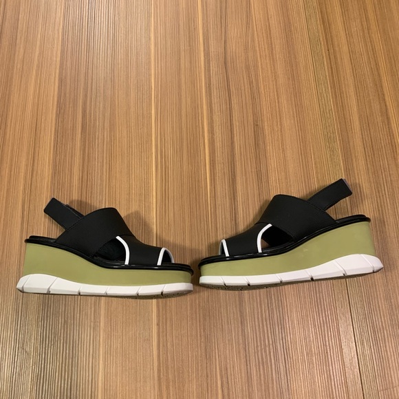 Sorel Joanie wedge sling back sandals, excellent condition 7 - Picture 3 of 7